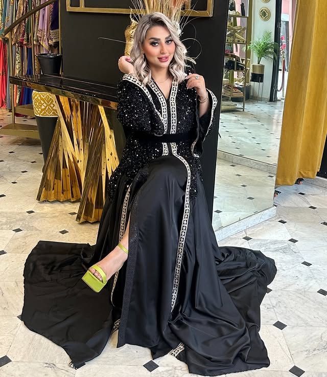Caftan marocain brodé main N°08 — Signature by Raja Marrakech