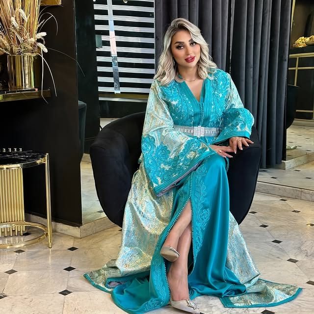Caftan marocain brodé main N°09 — Signature by Raja Marrakech