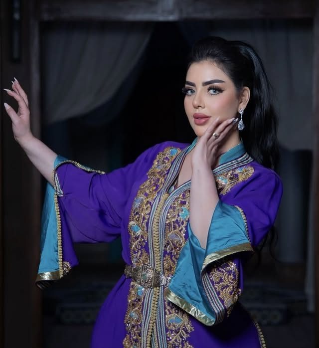 Caftan marocain brodé main N°12 — Signature by Raja Marrakech