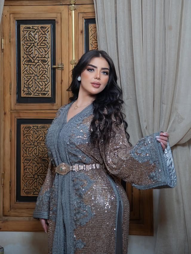 Caftan marocain brodé main N°13 — Signature by Raja Marrakech